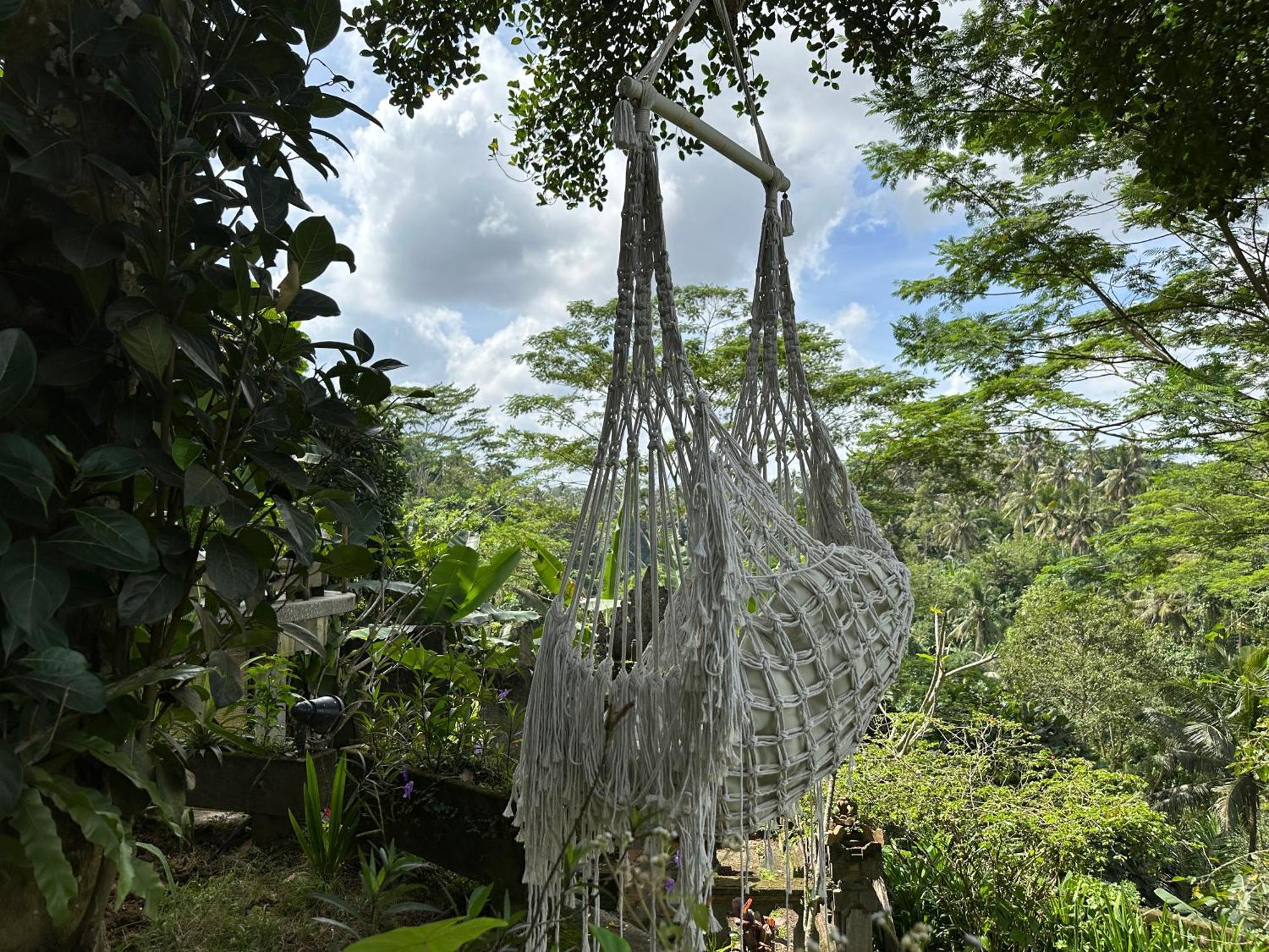 Tirta Asri Ubud Villa Room photo